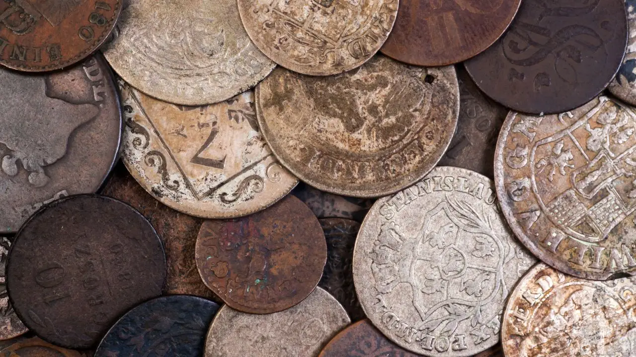 Hai monete antiche? Ecco i valori numismatici attuali che potrebbero sorprenderti